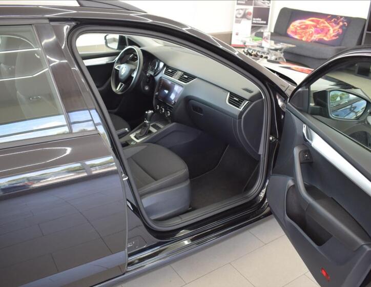 Škoda Octavia 14