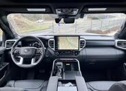 Toyota Sequoia 16