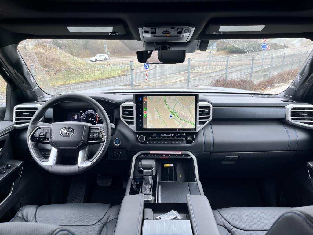 Toyota Sequoia