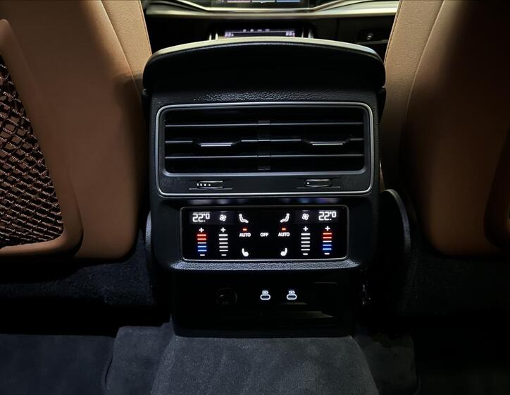 Audi Q7 26