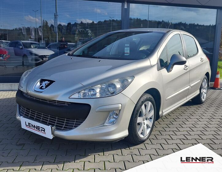 Peugeot 308 1