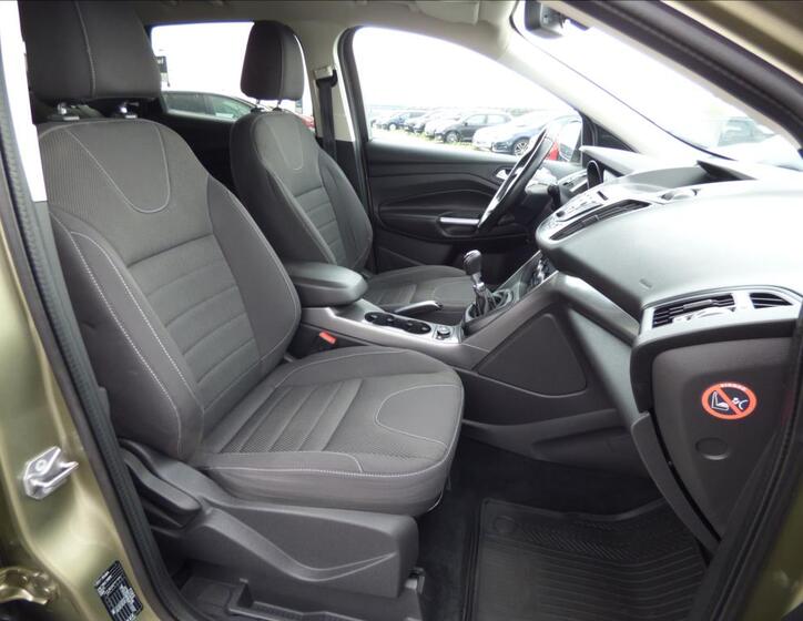 Ford Kuga 43