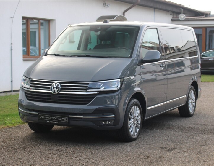 Volkswagen Multivan 8