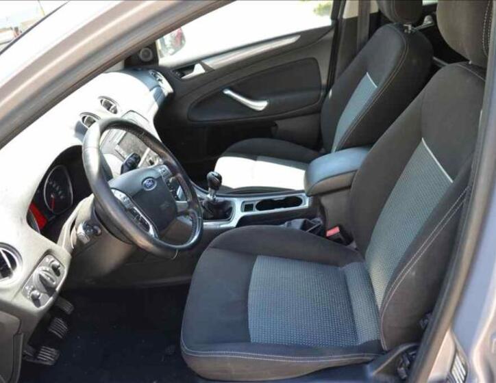 Ford Mondeo 14