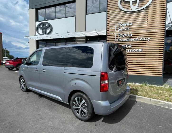 Toyota ProAce Verso 5