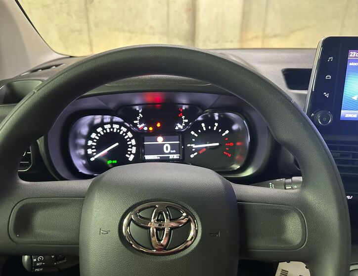 Toyota ProAce City Verso 14