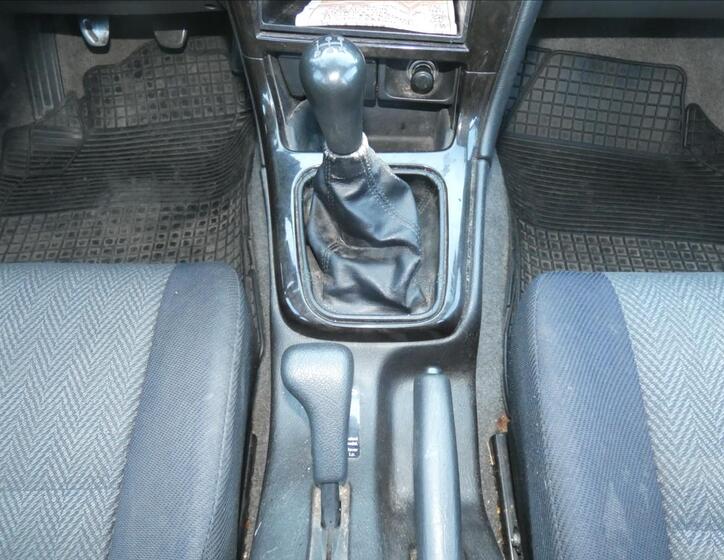 Subaru Legacy 8