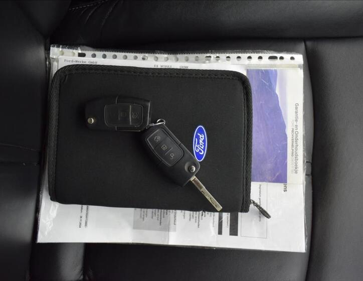 Ford S-MAX 31