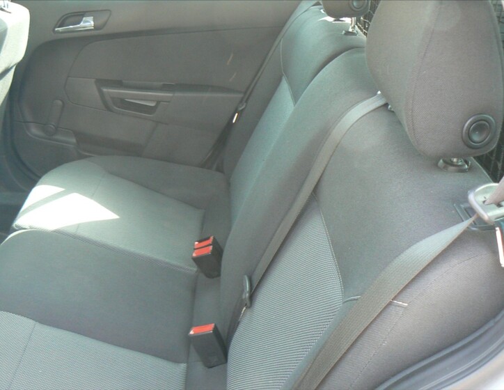 Opel Astra 14
