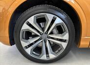Audi Q8 35