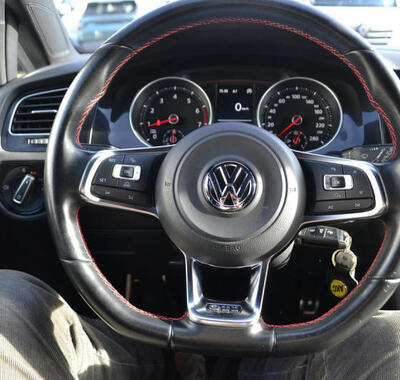 Volkswagen Golf 29