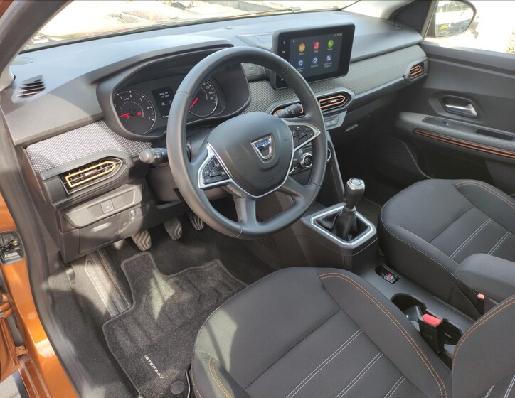 Dacia Sandero 5
