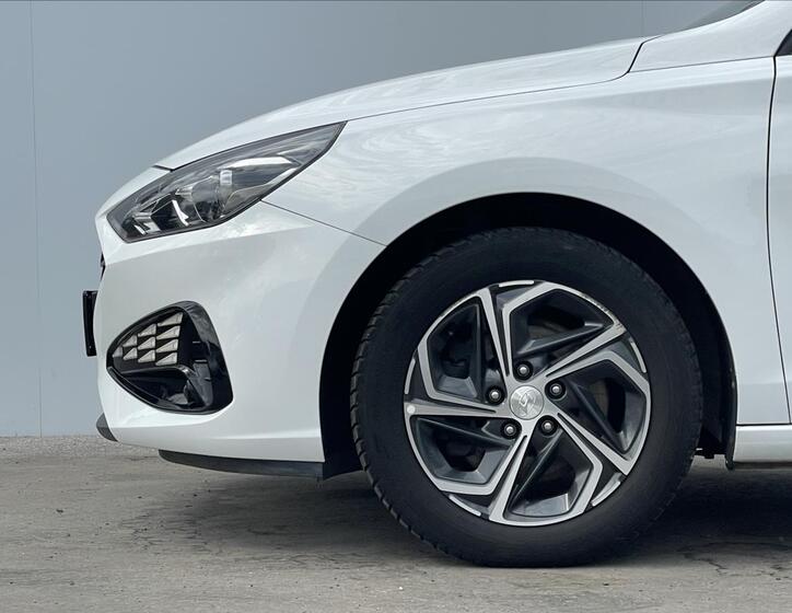 Hyundai i30 20