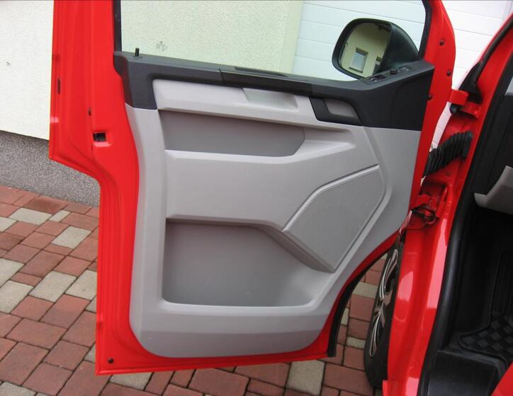 Volkswagen Transporter 13