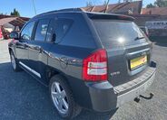 Jeep Compass 4