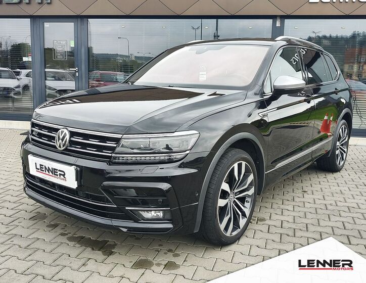 Volkswagen Tiguan 1