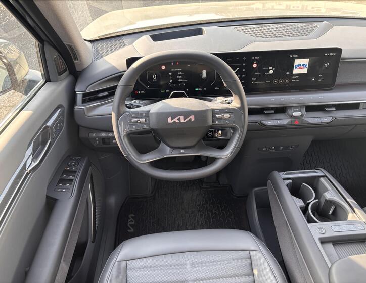 KIA EV9 10