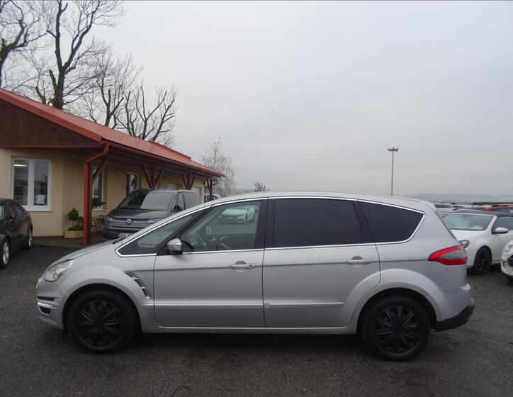 Ford S-MAX 6