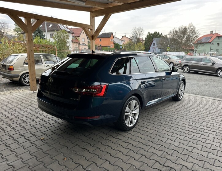 Škoda Superb 4