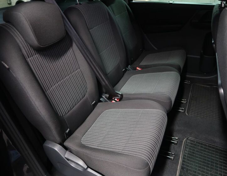 Seat Alhambra 12
