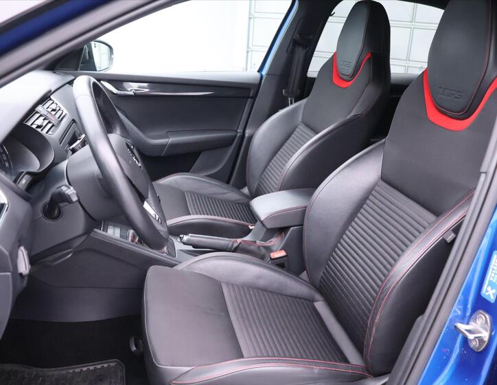 Škoda Octavia 12