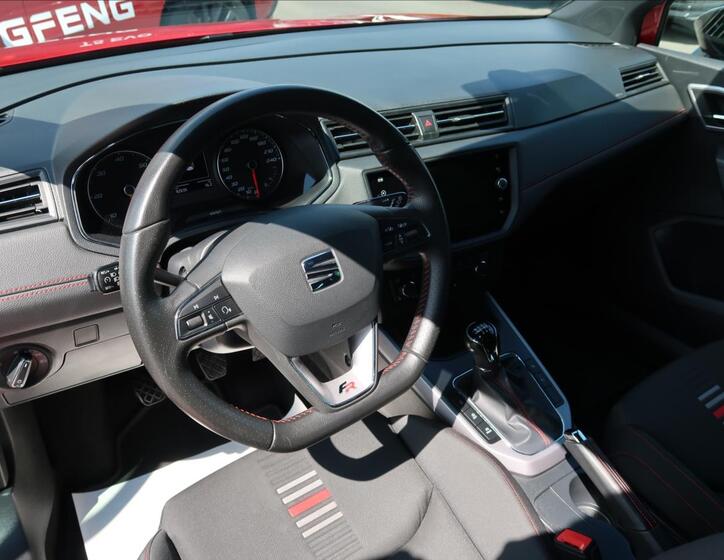 Seat Arona 9