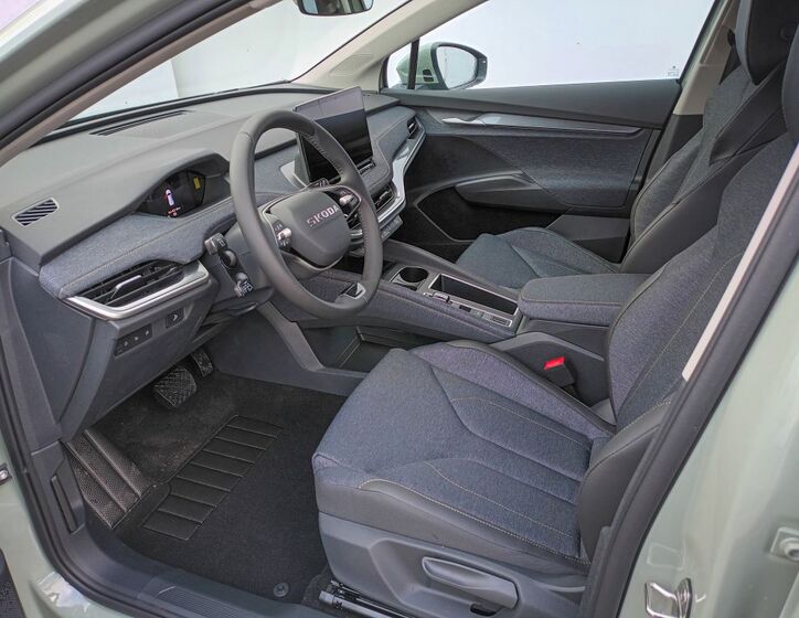 Škoda Elroq 8