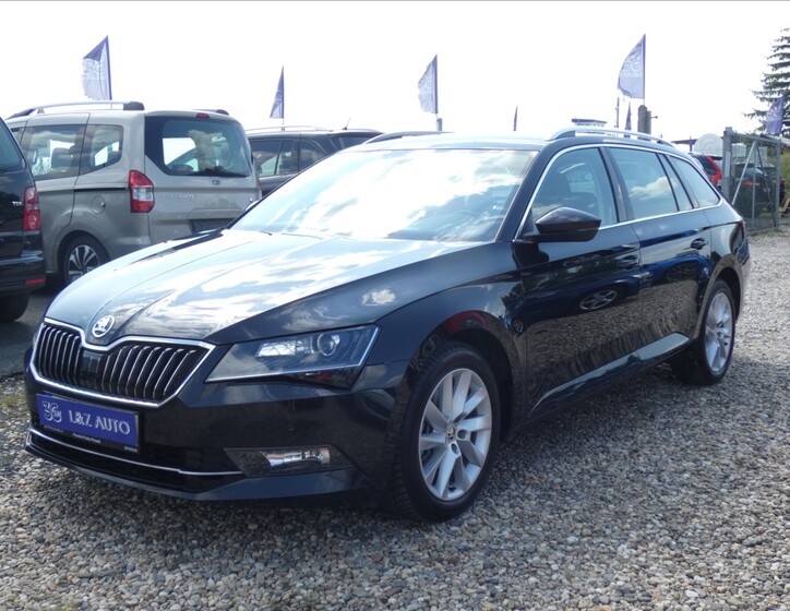 Škoda Superb 1