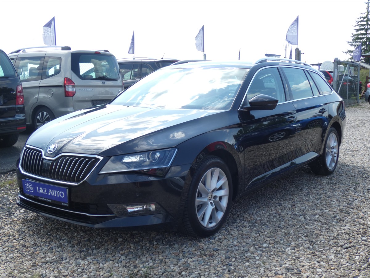 Škoda Superb