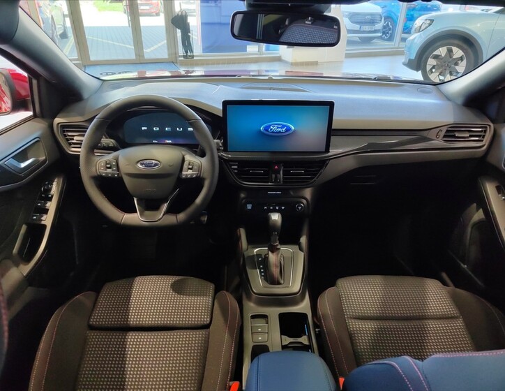 Ford Focus 16
