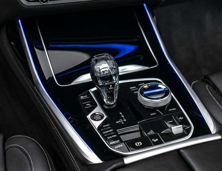 BMW X7 19