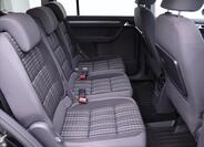 Volkswagen Touran 14