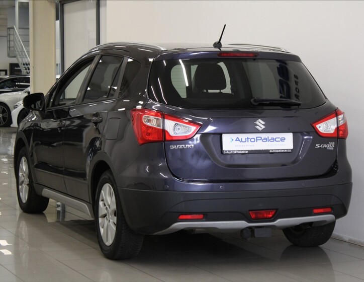 Suzuki SX4 S-Cross 3
