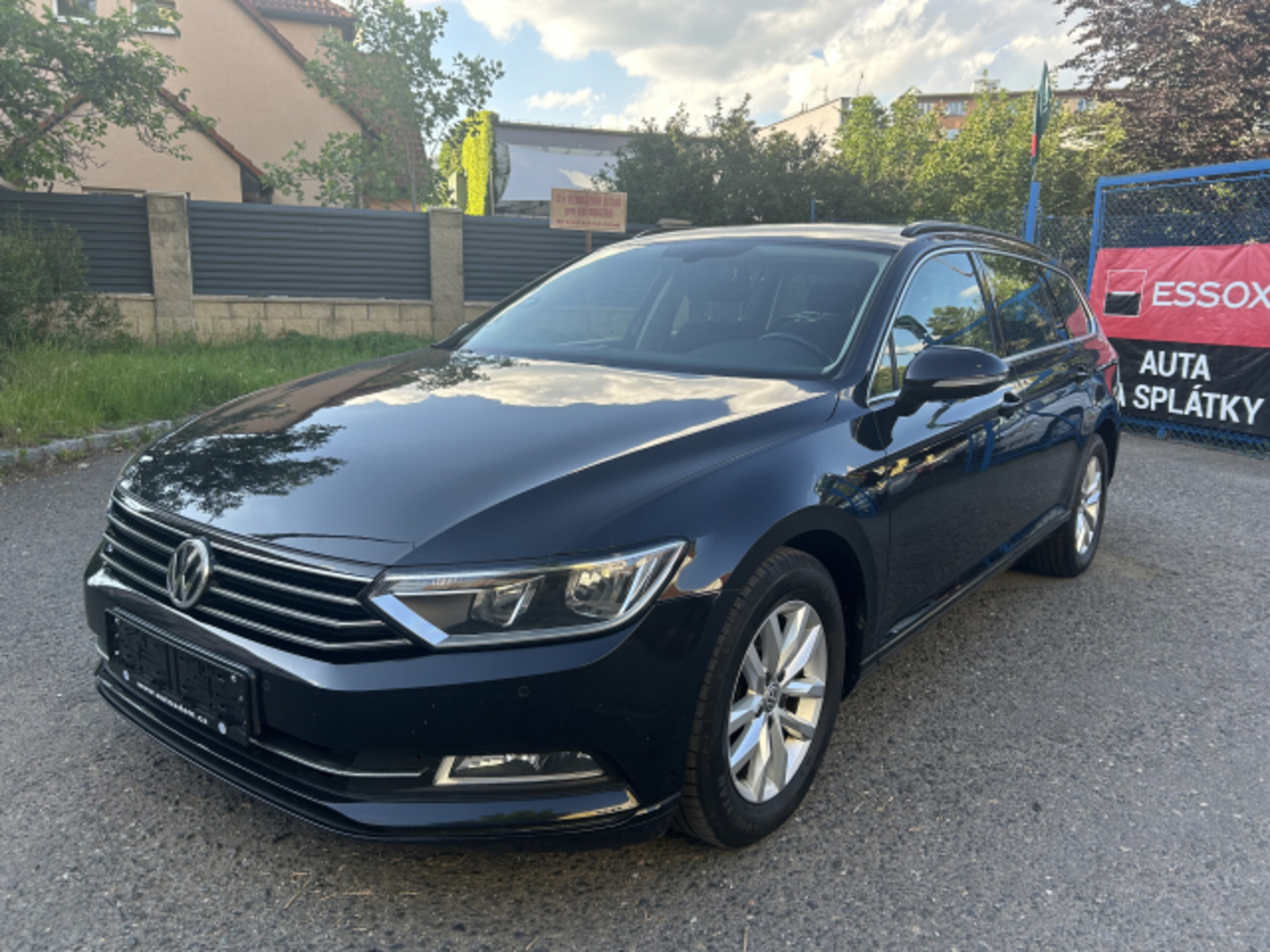 Volkswagen Passat 1