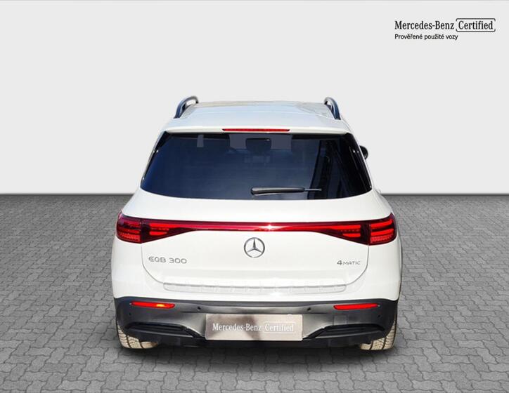 Mercedes-Benz EQB 4