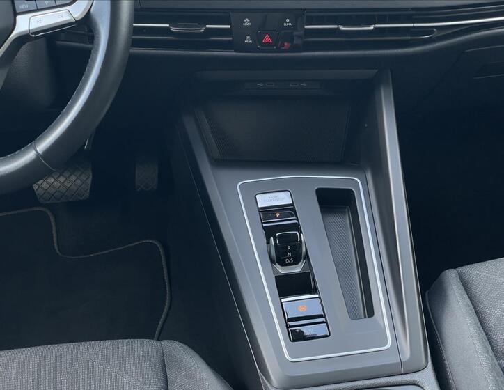 Volkswagen Golf 12