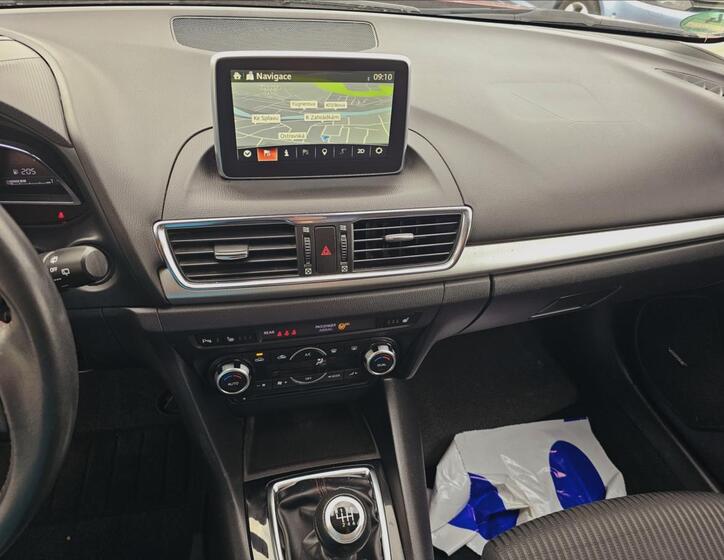 Mazda 3 18