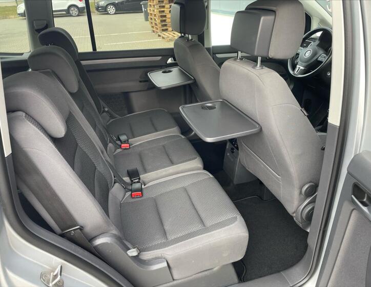 Volkswagen Touran 7