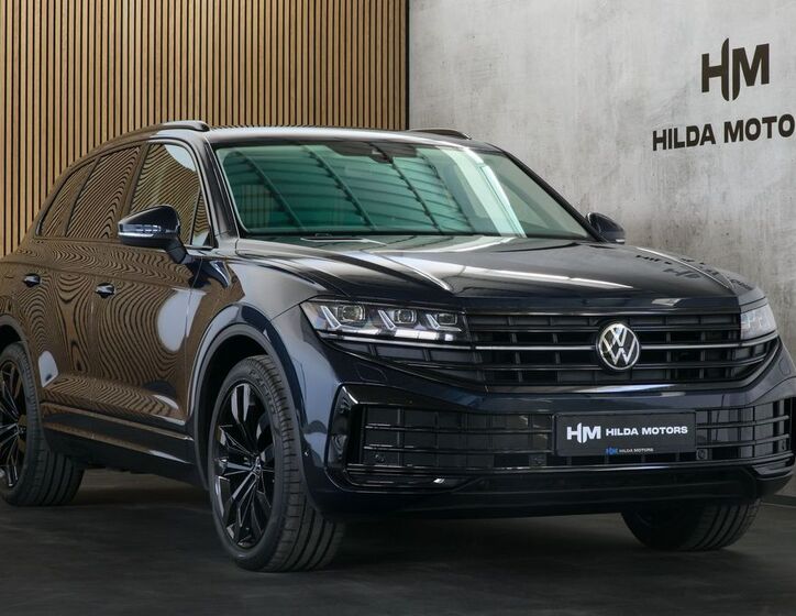 Volkswagen Touareg 1
