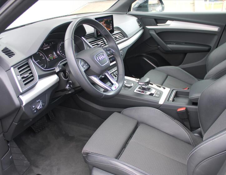 Audi Q5 9