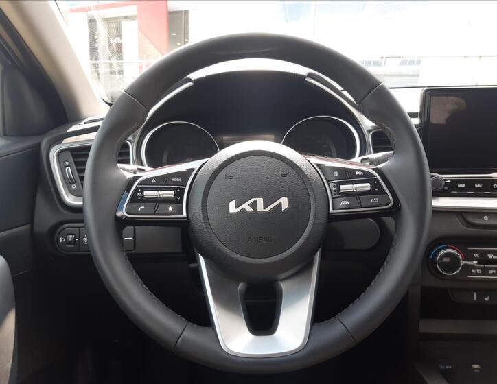 KIA Ceed 14