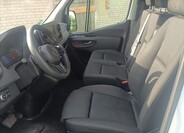 Mercedes-Benz Sprinter 12
