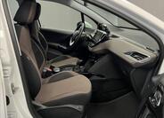 Peugeot 2008 8