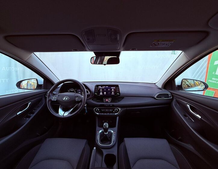 Hyundai i30 14