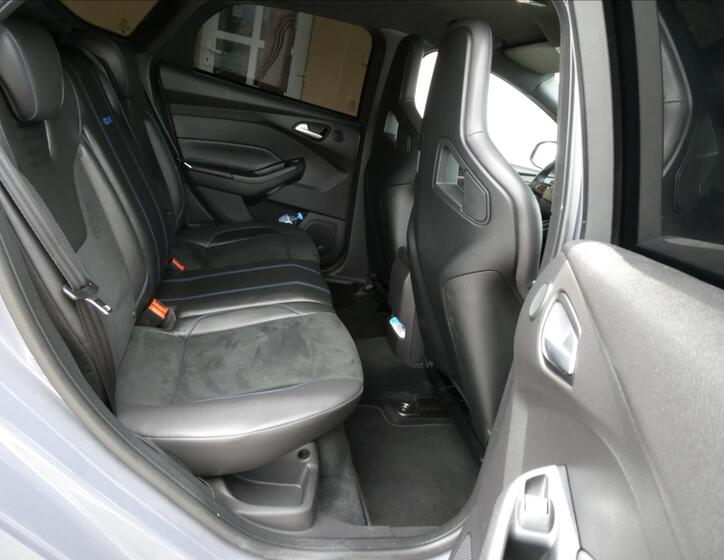 Ford Focus 29