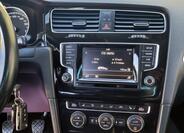 Volkswagen Golf 34