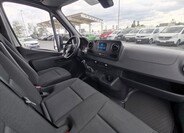 Mercedes-Benz Sprinter 8