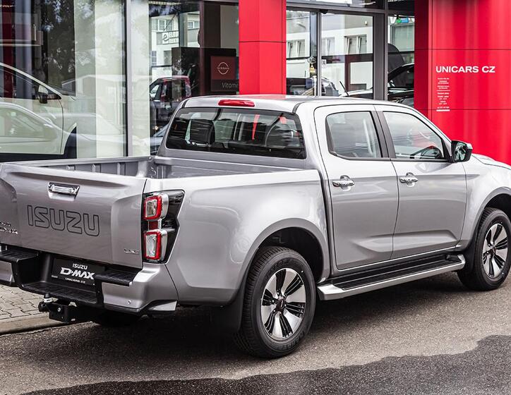 Isuzu D-Max 6