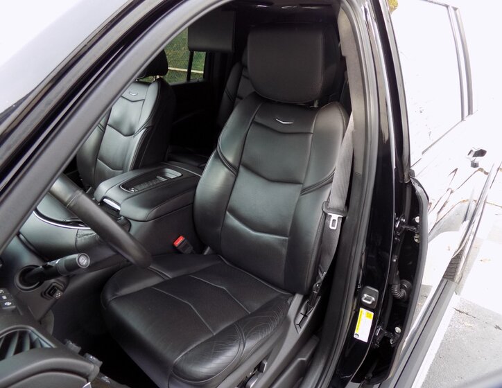 Cadillac Escalade 14