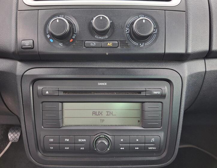 Škoda Roomster 9